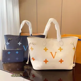 Popularna torebka damska wytłaczona torba na zakupy na ramię Crossbody Worka Moda skóra duża pojemność klasyczna osobowość alfabetu torebka sprzęgła