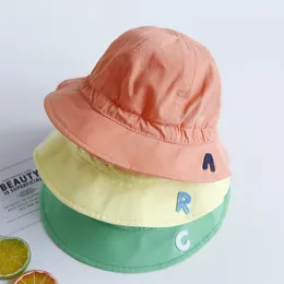 New Summer Baby Hat Soft Thin Cotton Wide Brim Bucket Hats Outdoor Beach Sun Hat Boy Girl Cappellini Panama regolabili