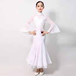 Sahne Giyim Toptan Yüksek Kaliteli Beyaz Yarışma Balo Salonu ve Kız Festivali Giysileri için Latin Dans Elbiseleri