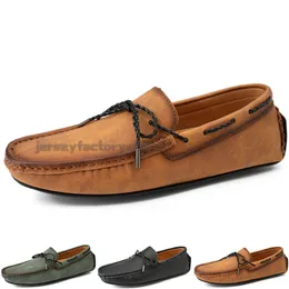 Moda Mens Sapatos Casuais Drive Confortável Men Daily Men Diário Cem Cem Lazer Black Slip On Man Lazy Overshoes Sneikers Sapato de caminhada B0121