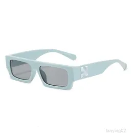 Offs de moda Frames de luxo óculos de sol estilo Marca quadrada Armada de óculos de sol x óculos de tendência de óculos pretos Trends Bright Sports Travel Sunglasse Luoi