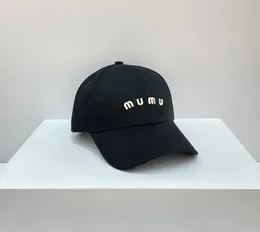 Letter miu Casual Male and Female Designer Beanie hat Dome curved eaves duck tongue adjustable baseball cap