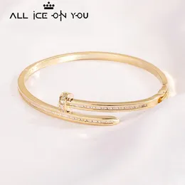 Bracciale ALLICEONYOU Bracciale per unghie piegato Colore argento Fascino hip-hop Ghiacciato Micro pavimenta Gioielli con zirconi cubici di alta qualità per regalo