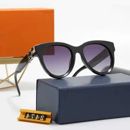 Designer Marke Mode Sonnenbrillen Luxus Outdoor Sommer 2023 Neue Frau Damen Designer Matte Gläser für Männer Sonnenschutz Eyeshield Adumbral Freizeit Goggle Cla