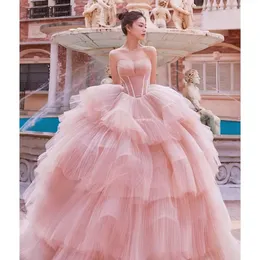 2023 Suknia balowa gotyckie suknie ślubne z peleryną ukochaną z koralikami tiulowa księżniczka mostowa suknie ślubne non biały czarny różowy różowy gorset spośród
