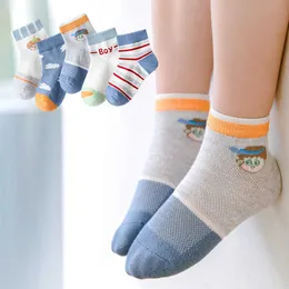 Çoraplar 5 çift/çocuk pamuklu gençler erkek kız erkek bebekler öğrenciler sevimli çizgi film moda yumuşak net yeni yaz çorapları 1-12 g220524 için