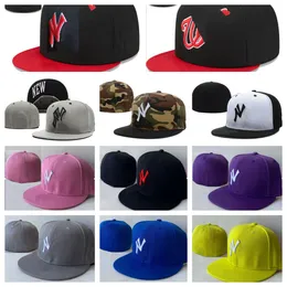 2023 hot Designer Cappelli aderenti taglia Cappello piatto unisex Baseball Snapbacks Fit Cappello piatto Casquette Ricamo Cappellini da basket regolabili Berretti sportivi Hip Hop Berretto in rete