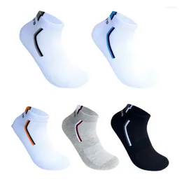 Мужские носки Один соединяет мужчины с мешами дышащие короткие повседневные летние хлопковые спортив