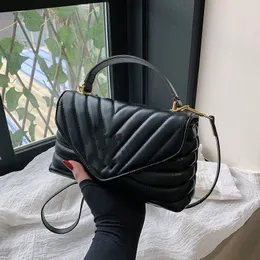 Barnd Day Packs Women's Chain Bag New Fashion Versatile Ins Advanced Texture Atmosphere One Shoulder Crossbody handbags 833#