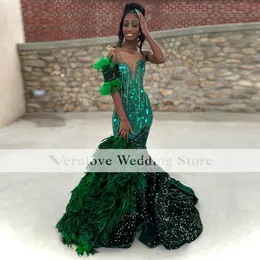 Dark Green Prom Dresses For Black Girls with Feathers Sequins Beads African Women Pageant Gala Party Gowns Vestido De Graduacion