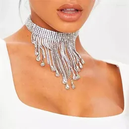 Colares pendentes Moda de luxo Rhinestone Crystal Tassel Tassel Drop colar Colar de casamento Jóias Acessórios para jóias