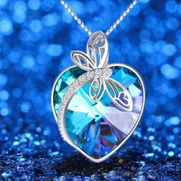 Pendant Necklaces Fashion Heart shaped Sapphire Crystal Inlaid Luxury Necklace Female Insect Dragonfly Jewelry Anniversary Gift G220524