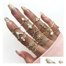 Band Rings 17 Pcs/Set Bohemian Retro Crystal Sun Stars Ring Set Opal Zircon Mtielement For Women Elegant Bridesmaid Jewelry Dhq82