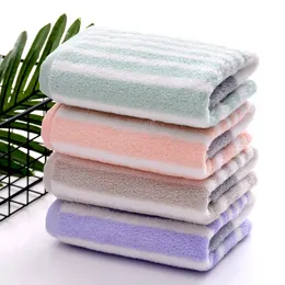 Toalha listrada de toalha listrada absorvente de seca rápida