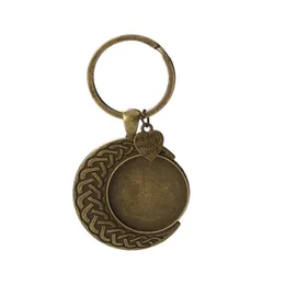 Nyckelringar Doreen Box Zink Based Alloy Keychain Keyring Half Moon Antique Silver Bronze Heart Cabochon Inställningar 71 37mm Fit 25mm Dia. 2st