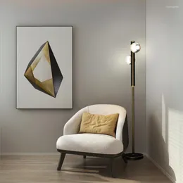 Golvlampor LED Pendant Lamp Art Modern Living Home Decor Corner Glass Shade Copper Standing Light Study Bedroom Bedside Indoor inomhus