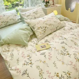 Sängkläder set bomull elegant chic blommig blommor tryck set livlig mjuk andningsskydd täcke lakan kuddväskor familj 7 ste