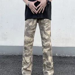 Męskie dżinsy drukowane boczne torba Załadowana ładunkowa kamuflaż jeansy Y2K Street Ubranie proste męskie ubrania Y2K Męskie dżinsy 230524