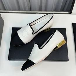 Дизайнерские женские туфли туфли круглая голова вышива коеле