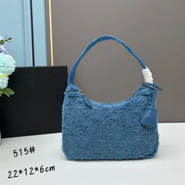 10a moda 1Ne515 Plush Crossbody Torba dla kobiet z różnymi kolorami torba pod pachami czarny logo