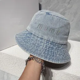 Simple Visor Miu Letters Emither Designer Designer Beanie Cap Vintage Denim Fisherman Hat قبعة واقية من الشمس