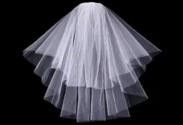 Cheap Exquisite Short Bridal Veil Netting TwoLayer Short Wedding Veil With Comb Fingertip Length Handmade Noble White Ivory Headw1402045