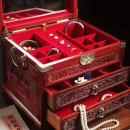 Box de bandeira de sândalo de estilo chinês de estilo chinês Caixa de jóias de casamento de madeira maciça de grande capacidade para dote