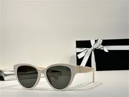 مصمم تصميم العين الفاخر للقطط النظارات الشمسية للنساء نساء أزياء باردة نظارة شمسية مع زهرة اللؤلؤ