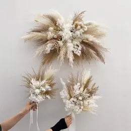 Dekorativa blommor bröllopsarrangemang fluffigt pampas gräs stora brudtärna bukett hem boho dekor torkad blommor båg dekoration