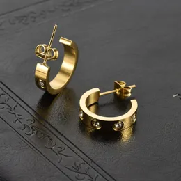 Kolczyki mężczyzn Projektanty kolczyki złote kolczyki luksusowe kolczyki kolor kolorów najwyższej jakości tytanowy projektant kolczyki modne kolczyki impreza zaręczyny para biżuter