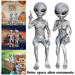 Outer Space Alien Statue Martians Figurine Set For Home Indoor Outdoor Figurines Garden Ornaments Decor Miniatures2601