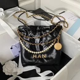 Kanal mini hobos väskor mjukt fårskinn Kedjemynt Shopping 22 Väska slätt läder Underarmsväska Guld silver kedjor logotyp väskor Axelväskor crossbody väska plånbok handväska