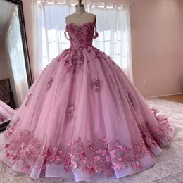 Nya rosa quinceanera klänningar 3D -applikationer Beading paljett älskling handgjorda blomma bollklänningar vestidos de 15 anos