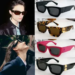 Lady rectangular acetate sunglasses Womens fashion versatile personality unique cat eye sunglasses designer 09 size 53-22-135 Occhiali da sole