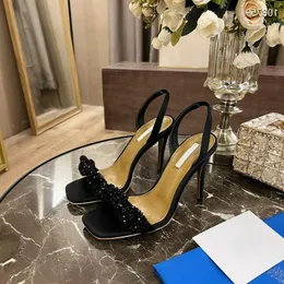 أزياء الصيف المضخات النسائية سلسلة الحب من الحب 95 مم Clare Sling Italy Italy Classic Strass Diamond المصمم المصمم Slingback High Heels Sandal Box EU 35-42