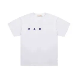Erkek Kadın Tasarımcı Marnis Klasik Trend Tişörtleri Pamuk Üstleri Adam Rahat Gömlek Luxurys Giyim Sokak Şortlu Kılıf Giysileri 3s