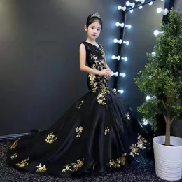 2023 Pretty Fairty Flower Girls Dress Collo alto Manica lunga 3D Floral Apliques Abiti da spettacolo per ragazze Fiori fatti a mano Compleanno prima comunione abito da principessa