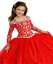 Charmiga långa ärmar flickor tävlingsklänningar billiga prinsessa röda från axelkristallen glittrande nya blommor flickor klänningar småbarn 8387671