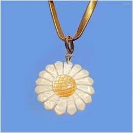 Collane con ciondolo Kbjw Collana pesante originale Conchiglia di mare Gioielli a forma di girasole Delicata catena di maglioni in metallo in acciaio inossidabile Drop D Dhdiy