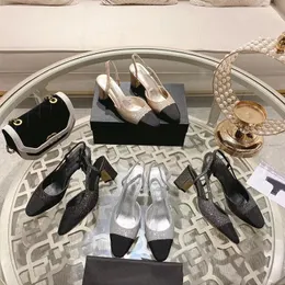 2023 Designer Sandals High Heels Luxury Brand Dress Classic Women 6.5cm Flat Heel Leather Lace-up Sexy High Heels Wedding Dinner Shoes Leather Comfortable Heels