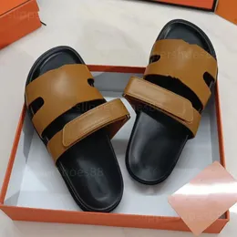 designer sandaler chypre sandal slide tofflor Sandaler Berömda designer kvinnor sliders sommar pool rutschbanor flip flops läder chunky sandaler plattor Sandles skor