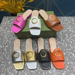 G Blondie Slides tofflor Sandaler Mule Flat klackar Square Open-Toe Flattie Kvinnor Luxur Designers Läder Outrula Cold Casual Shoes Factory Factorwear