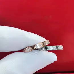 커플 얇은 다이아몬드 나사 링 여성 스테인레스 스틸 지르콘 사랑 브랜드 반지 보석 선물 여성 약혼 반지 액세서리 도매