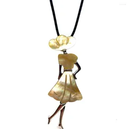 Kedjor Abalone Shell Dancer Girl Elegant Banket Creative Brosch Diy Necklace Pendant Dual-Use Gift Fina smycken Tillbehör