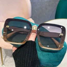 نظارات شمسية فاخرة مصممة نظارة شمسية للنساء الجديد الربيع م هوم شارع موي شارع طلقة الحد الأدنى من النظارات الشمسية الكلاسيكية الزجاج الأمامي