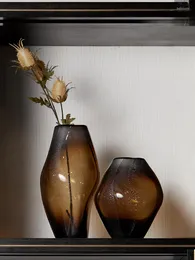 Vasen Kreativität Lrregular Tawny Transparente Glasvase Dekoration Licht Luxus Hochwertiges Modell Zimmer Tisch Wohnzimmer Blumenarrangement