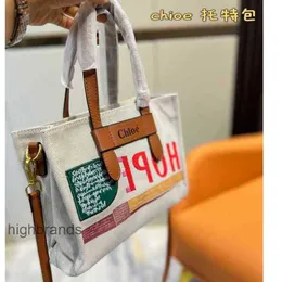 Bags Evening Designer Handbag High-capacity Woody Cloe Tote Bag Beach 2023 Embroidered Canvas Commuter Tote Armpit CKK1