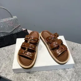 Deslizamento de plataforma plana de luxo designer feminino TIPPI chinelos de couro de vaca curtido vegetal Moda de verão Sandálias ao ar livre sapatos de dedo aberto Sola de borracha Slides