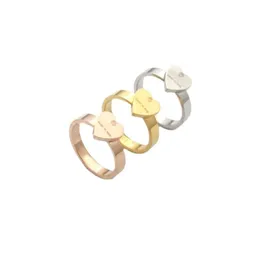 High Polished Extravagant Simple heart Love Ring Gold Silver Rose Colors Stainless Steel Couple Rings Fashion Women Designer Jewel8330419