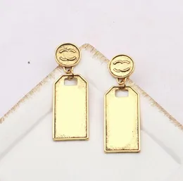 Vente en gros 20style avec boîte boucles d'oreilles en or 18 carats plaqué boucle d'oreille femmes célèbres marque lettre concepteur incrusté de cristal boucle d'oreille de qualité supérieure mariage bague de fiançailles